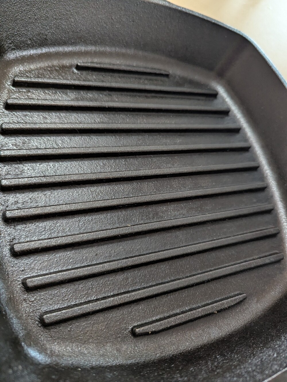 Lodge 10.5" Cast Iron Square Grill Pan - Picture 2 of 4